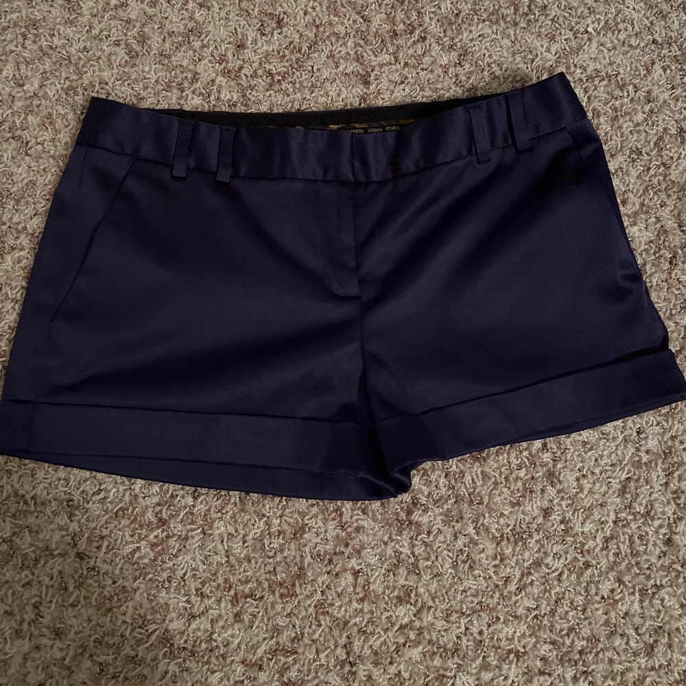 Express Navy Editor Shorts